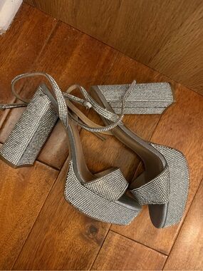 Steve Madden Lessa Women's Silver Rhinestone Platform Block Heel Sandals